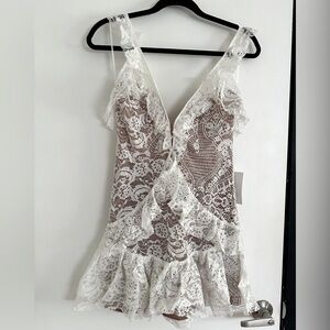 For love and lemons white lace mini dress sz M nwt